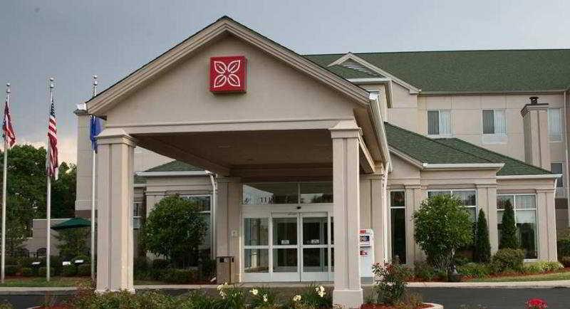 Hilton Garden Inn Cincinnati/Шарънвил Екстериор снимка